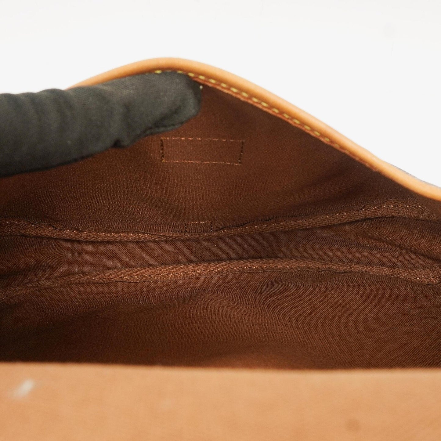 Louis Vuitton Saumur Monogram Canvas 30 Bag
