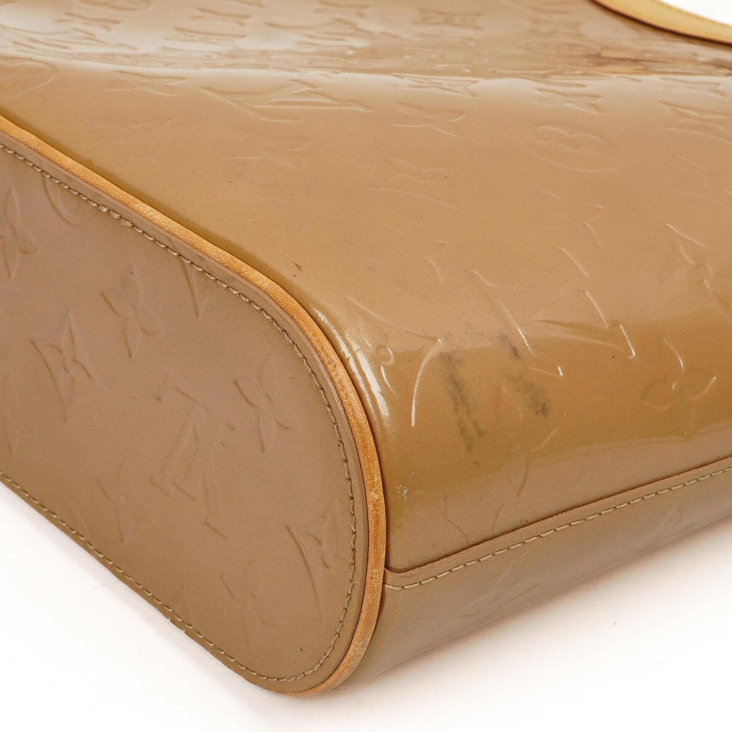 Louis Vuitton Stillwood Vertical Beige Monogram Vernis Handbag