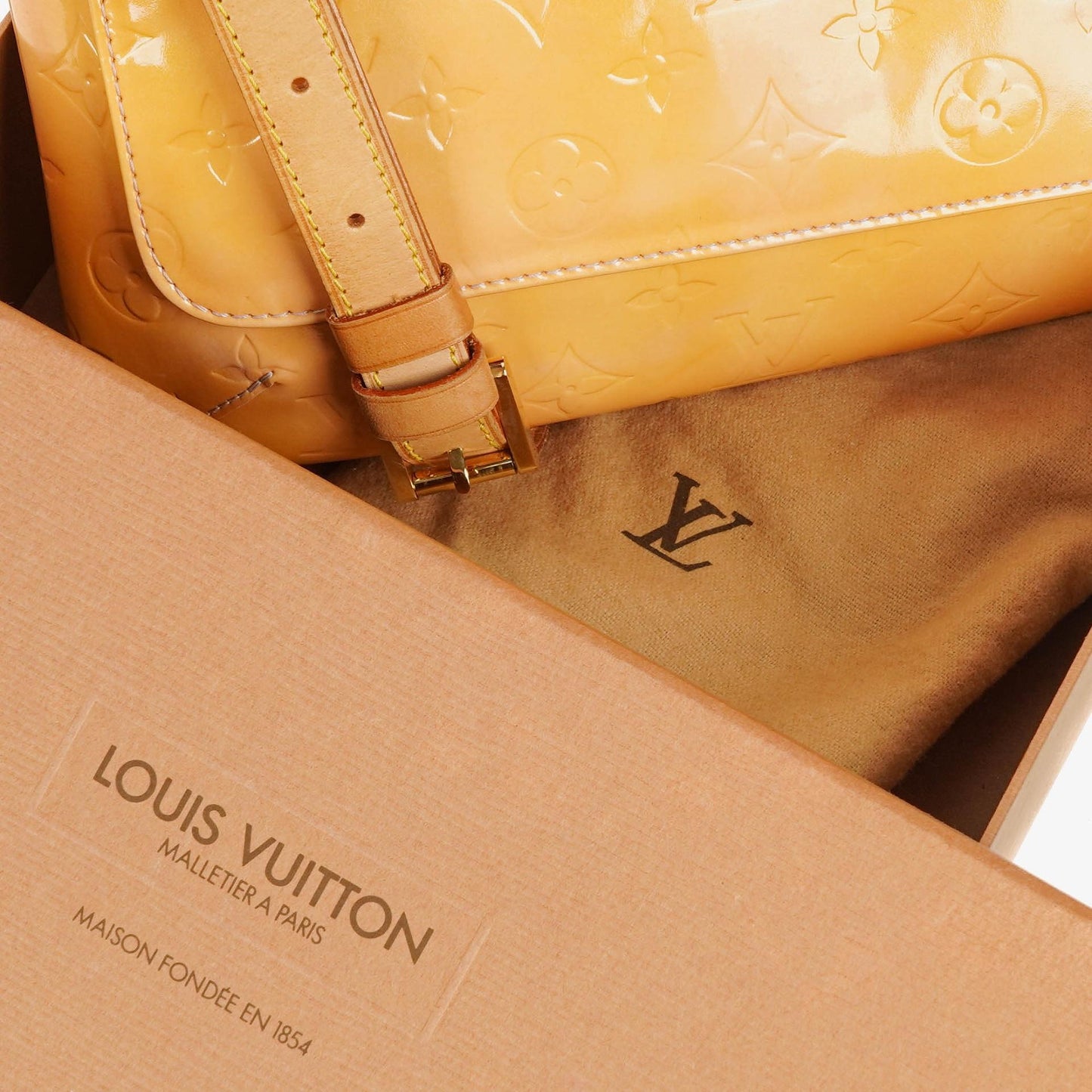 Louis Vuitton Thompson Street Yellow Monogram Vernis Leather Shoulder Bag