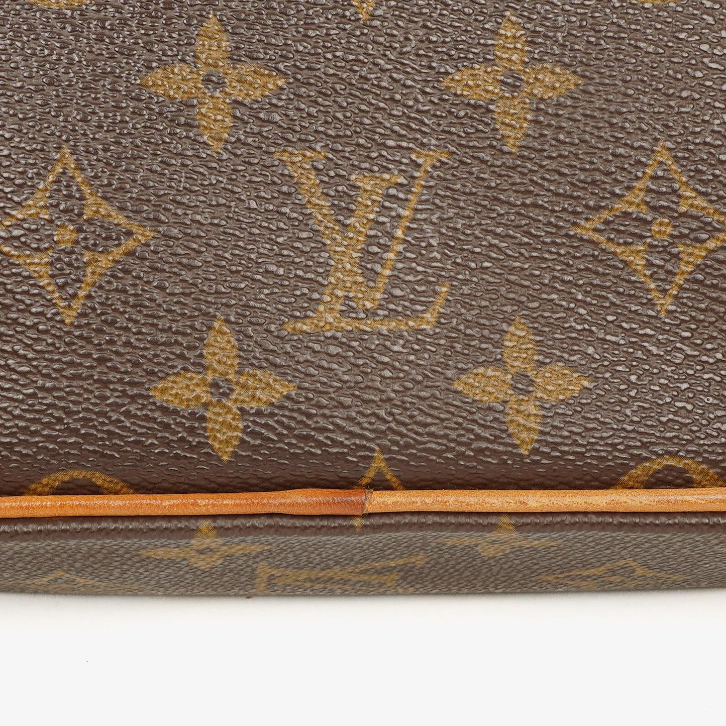 Louis Vuitton Trocadero 23 Monogram Canvas Bag