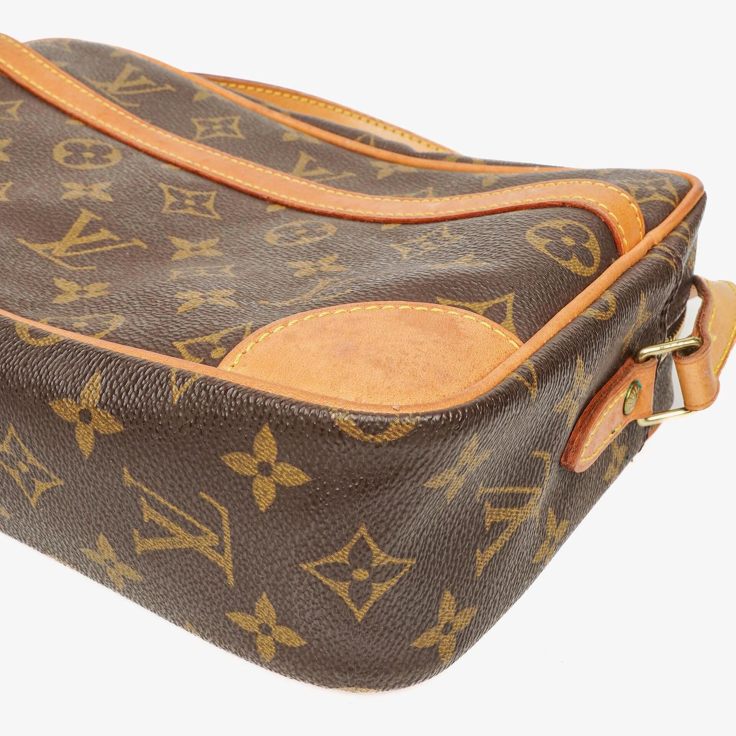 Louis Vuitton Trocadero 27 Monogram Canvas Bag