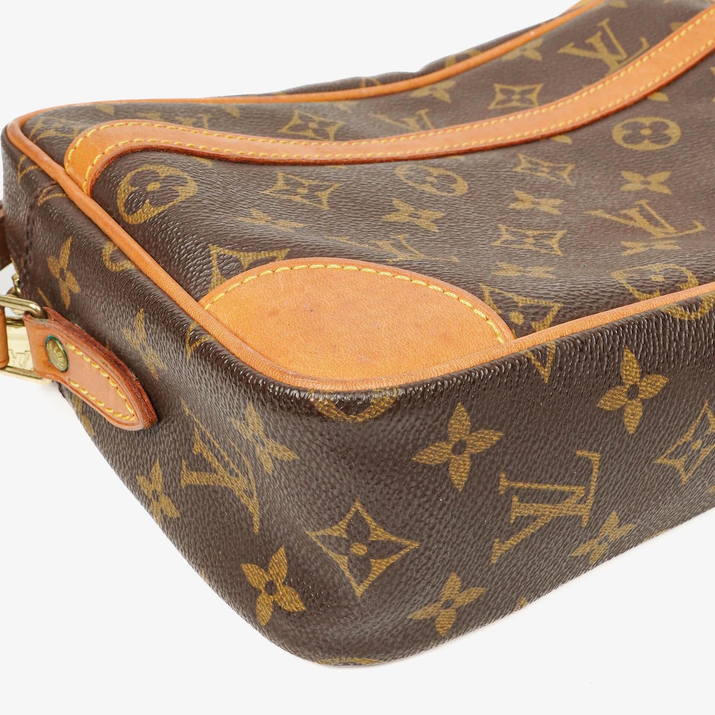 Louis Vuitton Trocadero 27 Monogram Canvas Bag