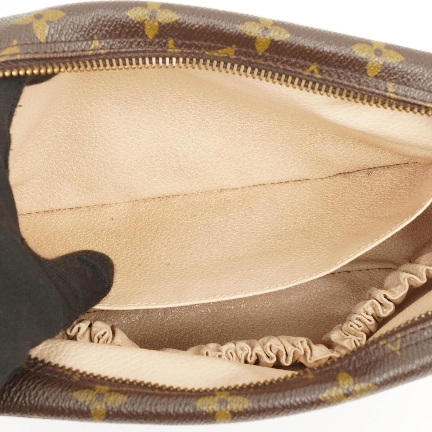 Louis Vuitton Trousse Toilette 23 Monogram Canvas Cosmetic Bag