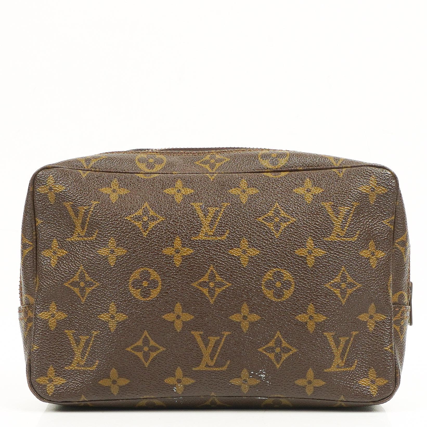 Louis Vuitton Trousse Toilette 23 Monogram Canvas Cosmetic Bag