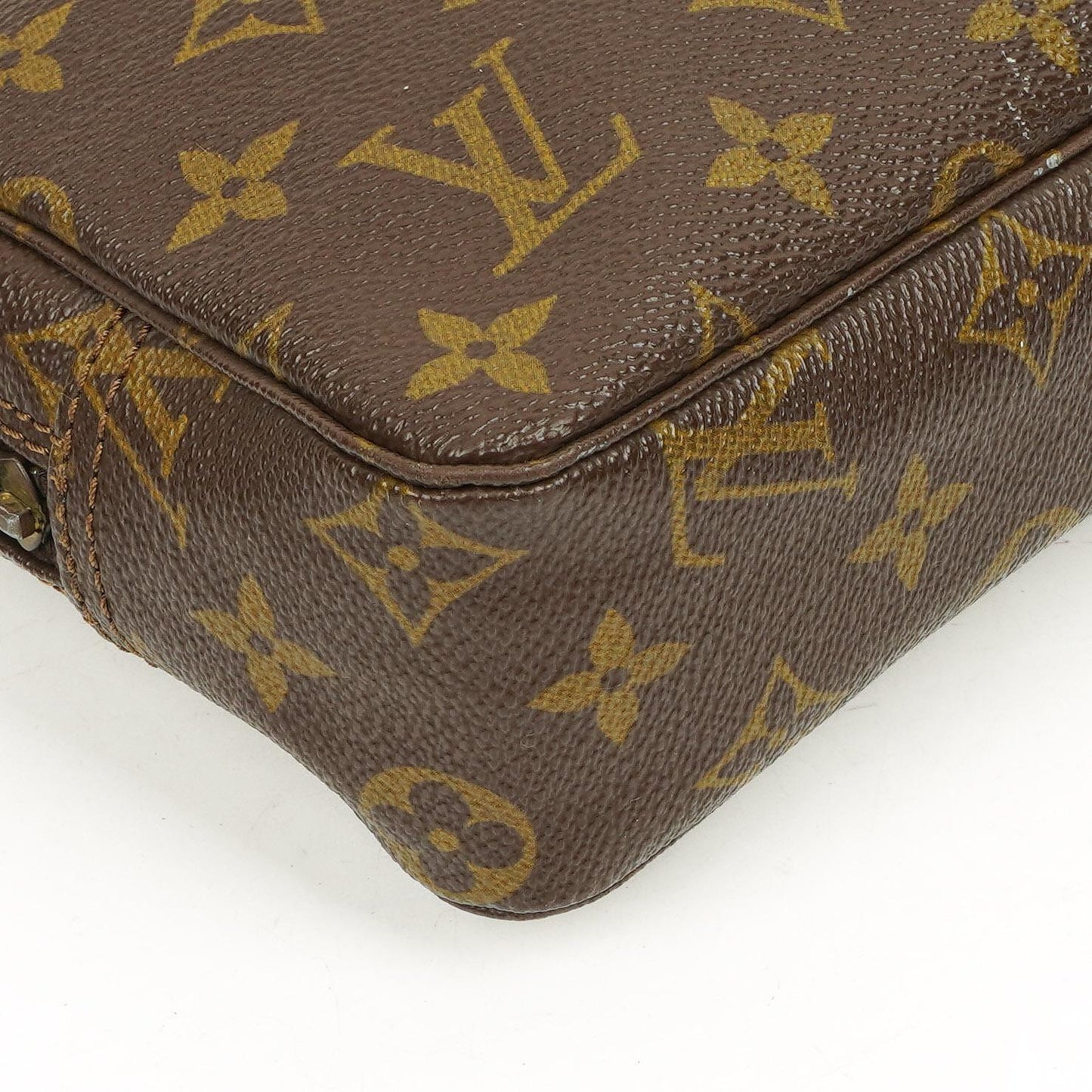 Louis Vuitton Trousse Toilette 23 Monogram Canvas Cosmetic Bag