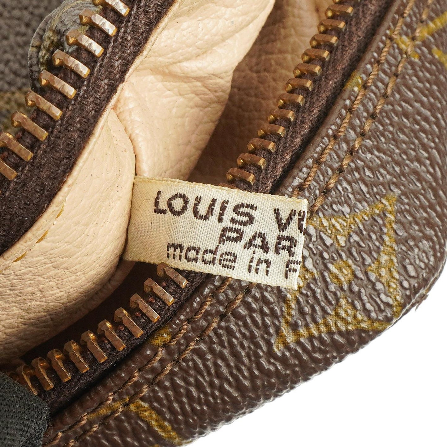 Louis Vuitton Trousse Toilette 23 Monogram Canvas Cosmetic Bag