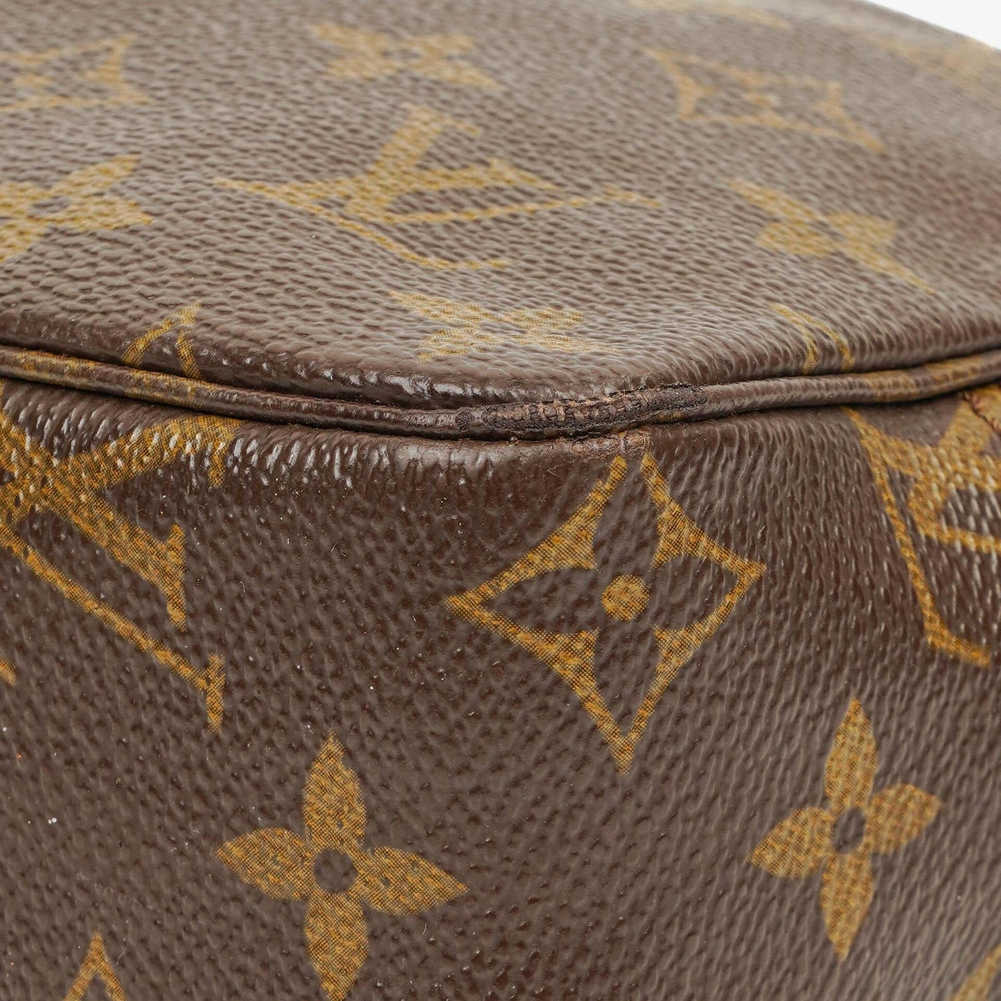 Louis Vuitton Trousse Toilette 23 Monogram Canvas Cosmetic Bag