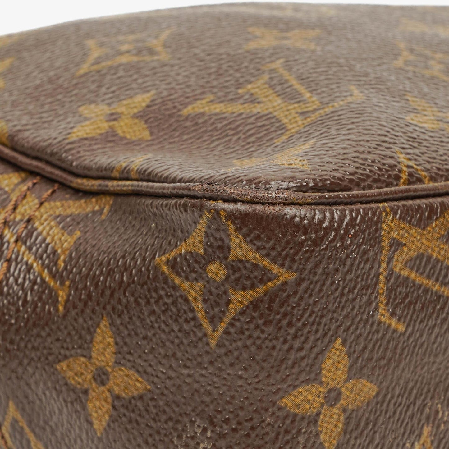 Louis Vuitton Trousse Toilette 23 Monogram Canvas Cosmetic Bag