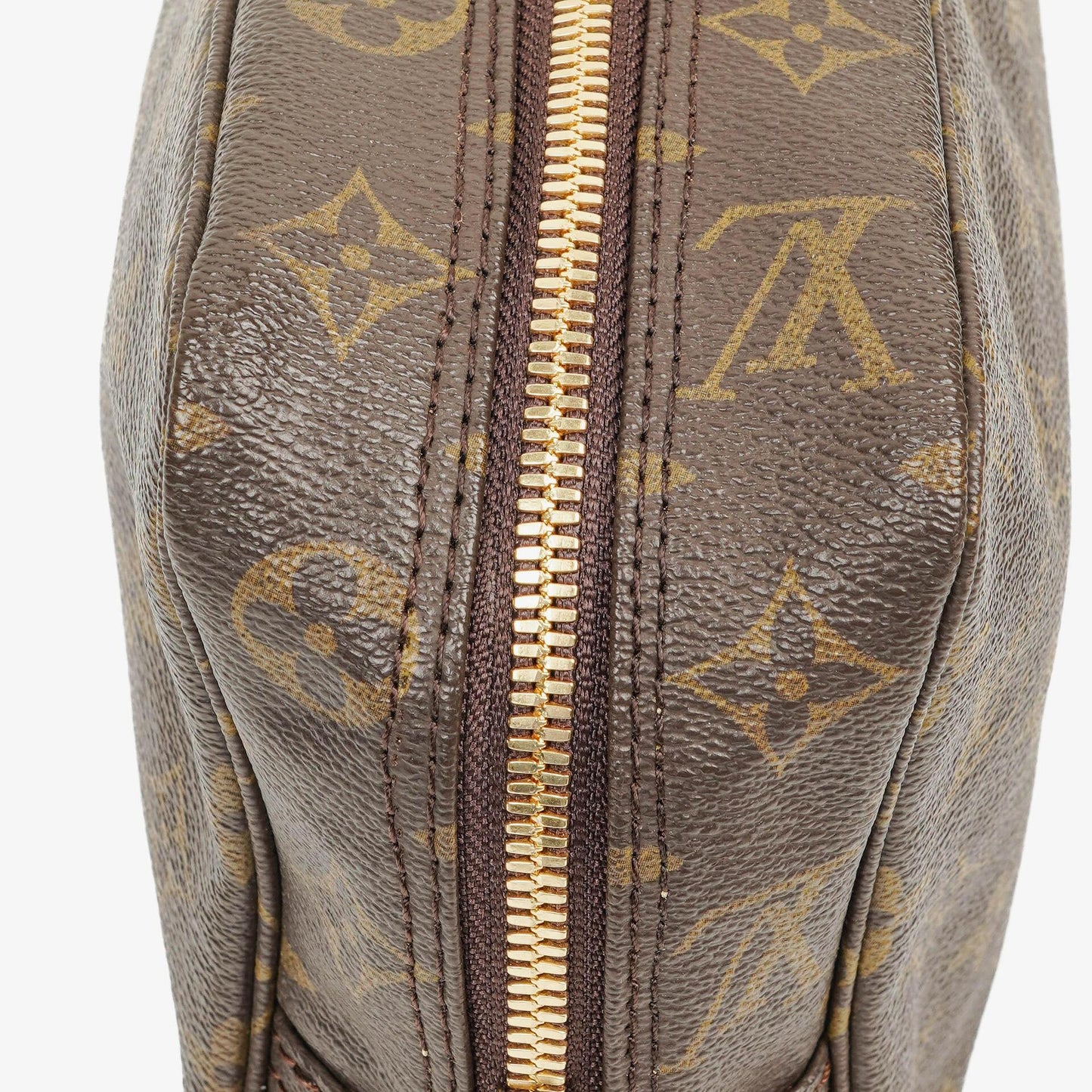 Louis Vuitton Trousse Toilette 28 Monogram Canvas Cosmetic Bag