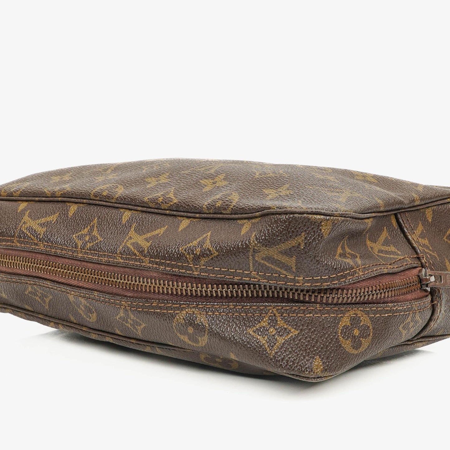 Louis Vuitton Trousse Toilette 28 Monogram Canvas Cosmetic Bag