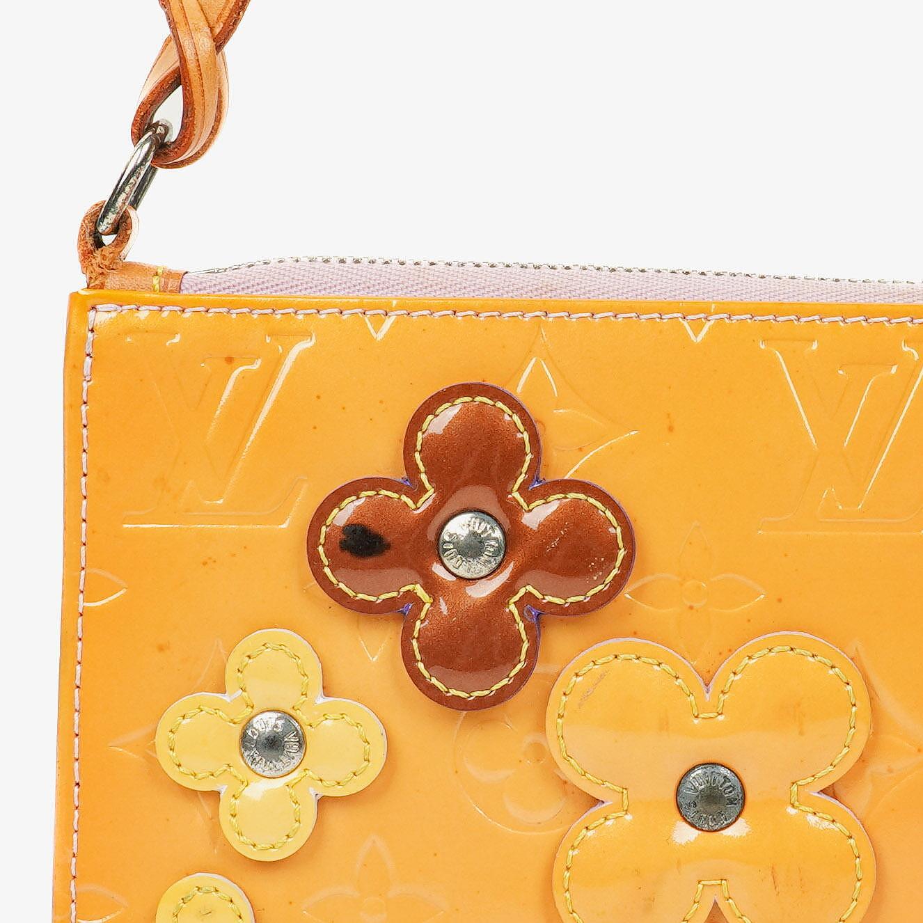 Louis Vuitton Vernis Lexington Fleurs Pochette