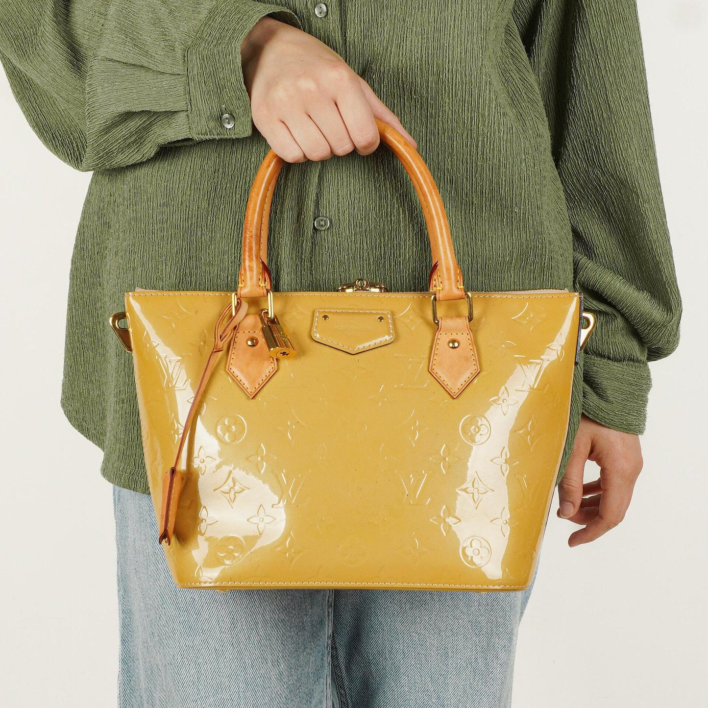 Louis Vuitton Vernis Montebello PM Handag