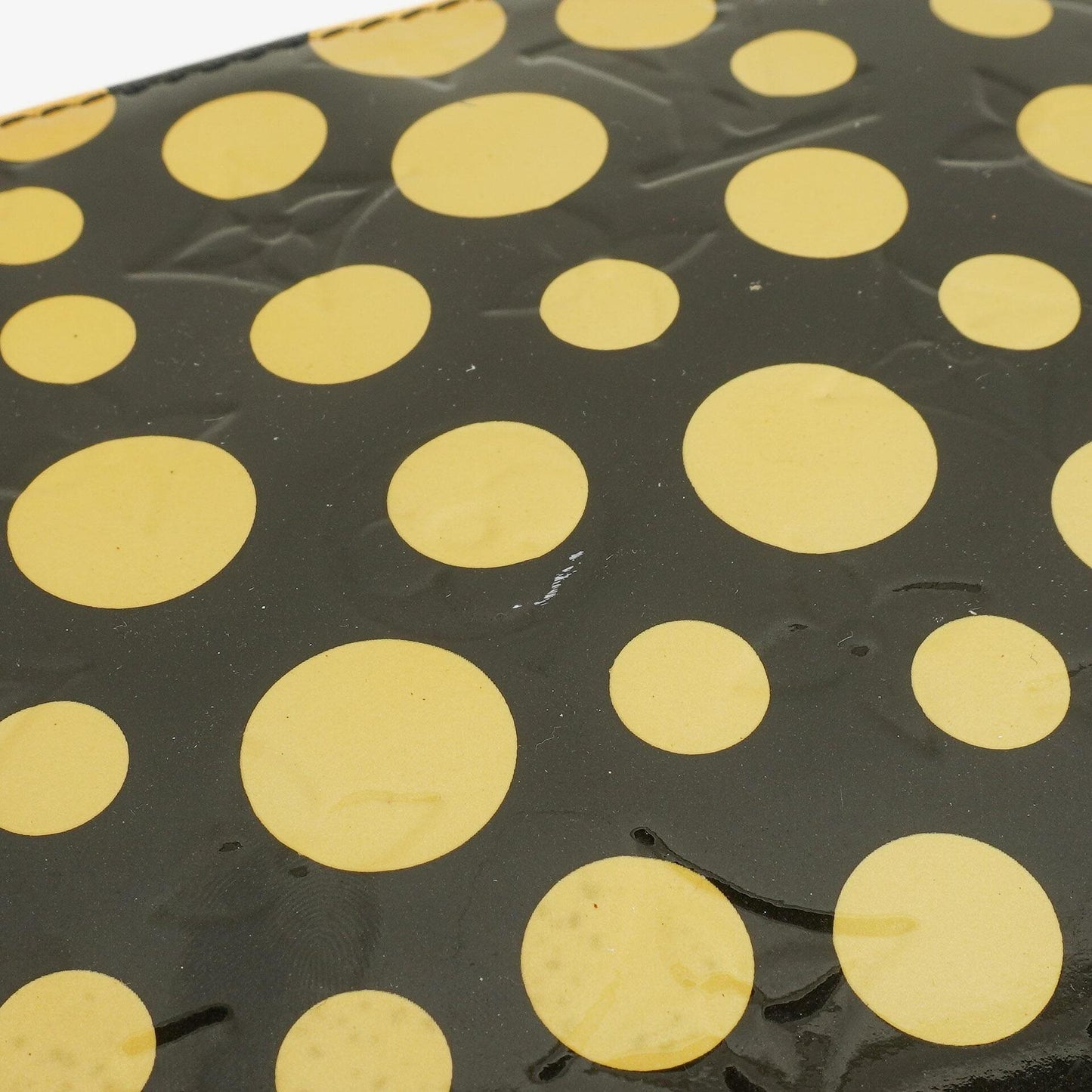Louis Vuitton Yayoi Kusama Infinity Dots Black/Yellow Vernis Pochette Accessoires