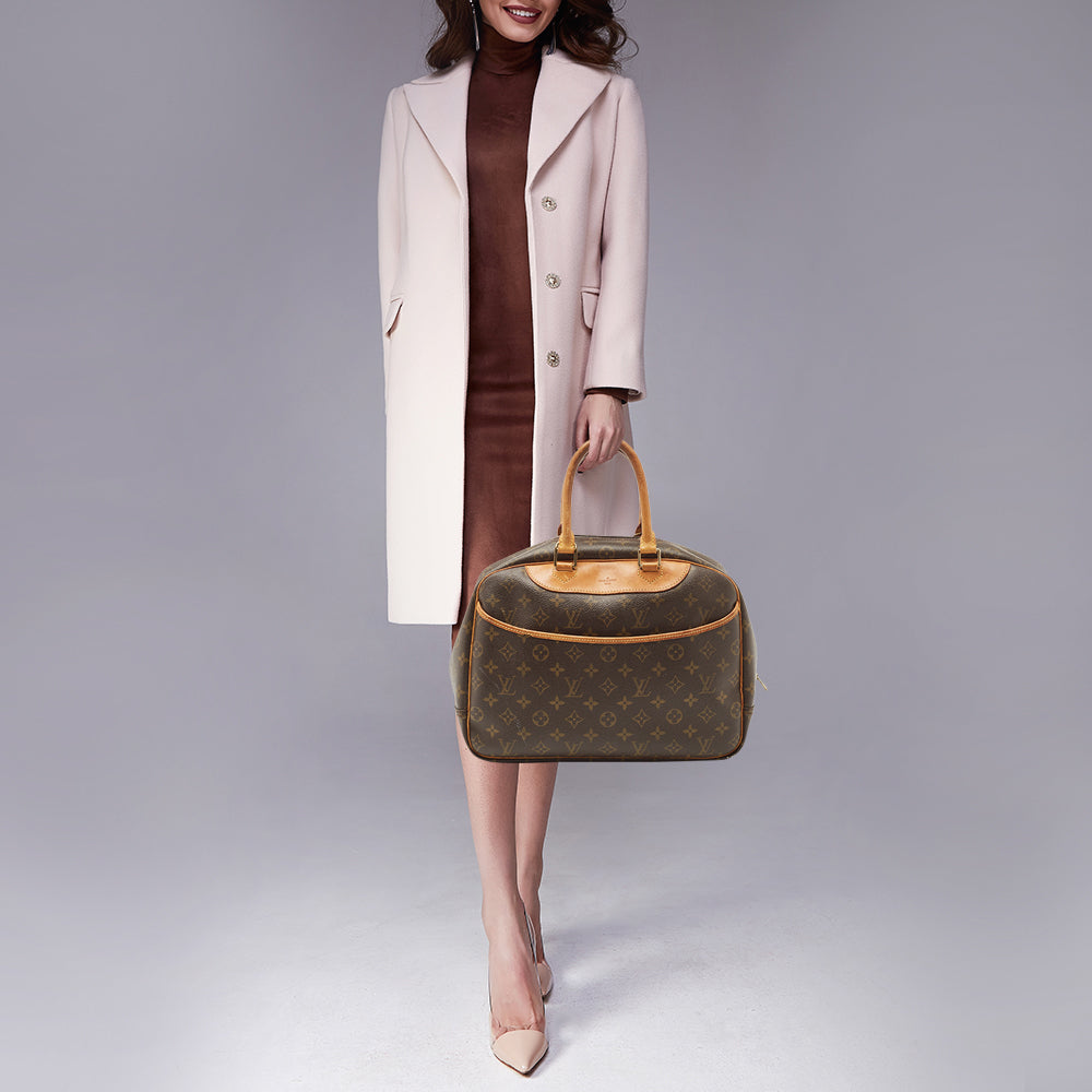 LOUIS VUITTON Monogram Canvas Deauville Bag