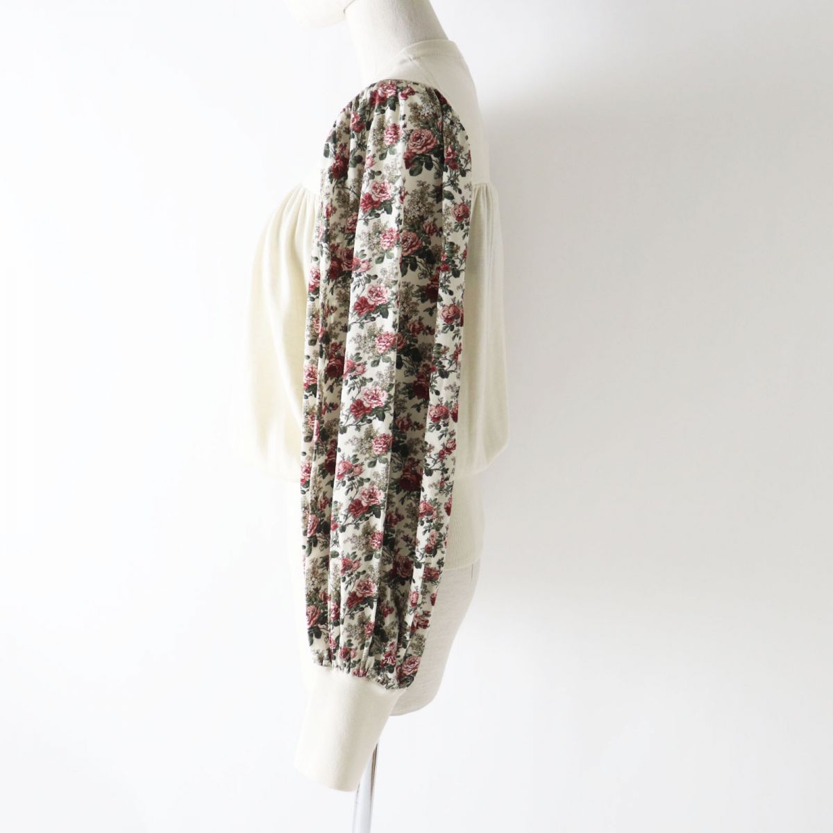 LOUIS VUITTON knit Image reference Light beige x multicolor (flower print) Women S
