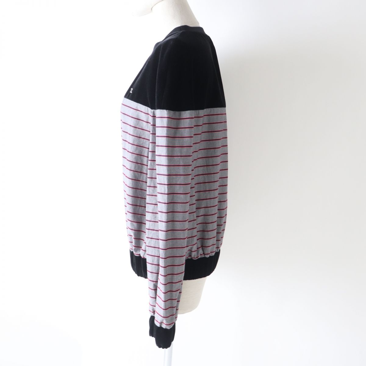 CHANEL sweat Main: 96% cotton, Main: 4% polyester, Part: 65% viscose, Part: 25% wool, Part: 10% polyamide (nylon), Part: 71% cotton 29% silk Black x Gray x Neon Pink (Border Pattern) Women 36
