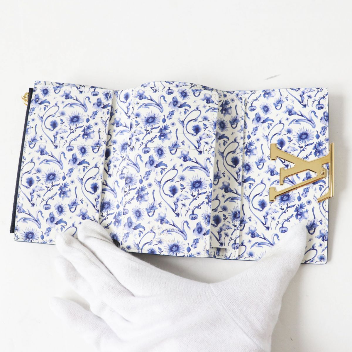 LOUIS VUITTON Tri-fold wallet leather Marine