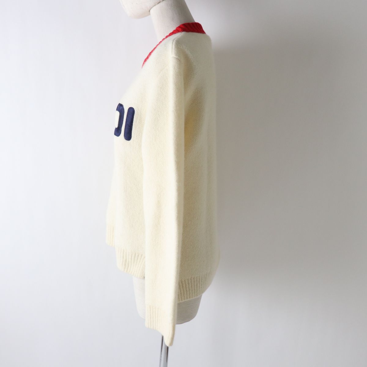 FENDI knit Main: 33% nylon, 21% mohair, 21% alpaca, 20% rayon, 4% wool Ivoryx Red x Blue Women 40