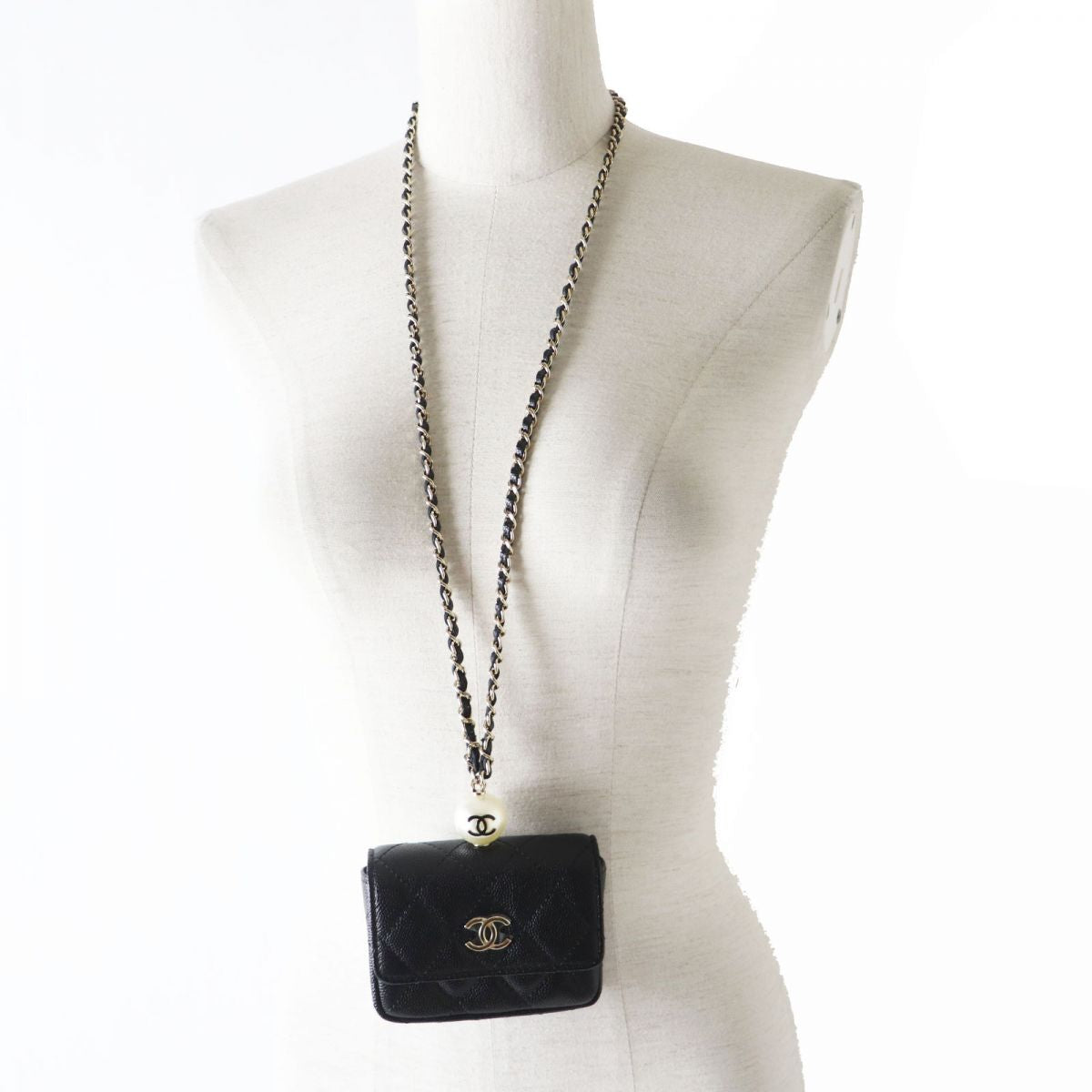 Chanel Handbag - EworeBags