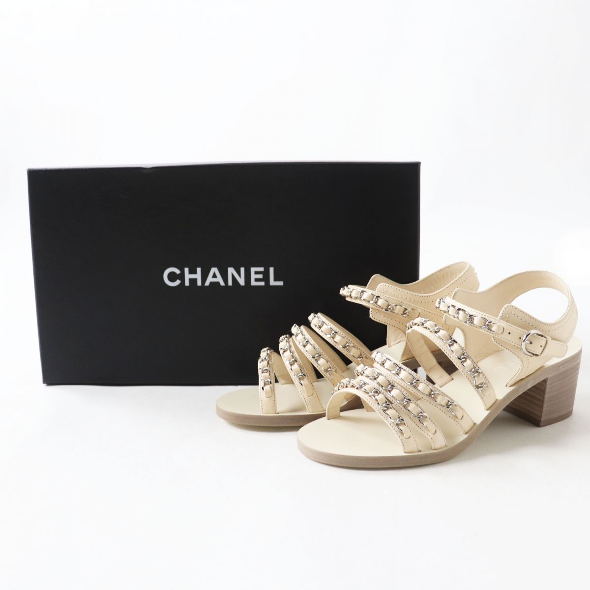 Chanel Handbag - EworeBags