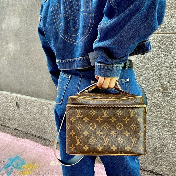 LOUIS VUITTON Monogram Canvas Nice BB Case