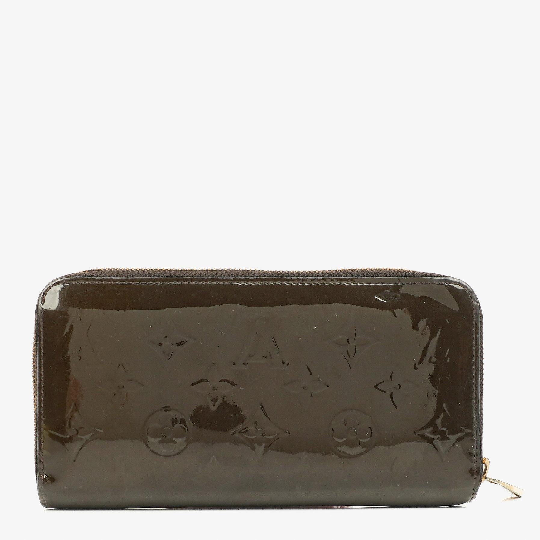 Louis Vuitton Vernis Olive Green Zippy Wallet