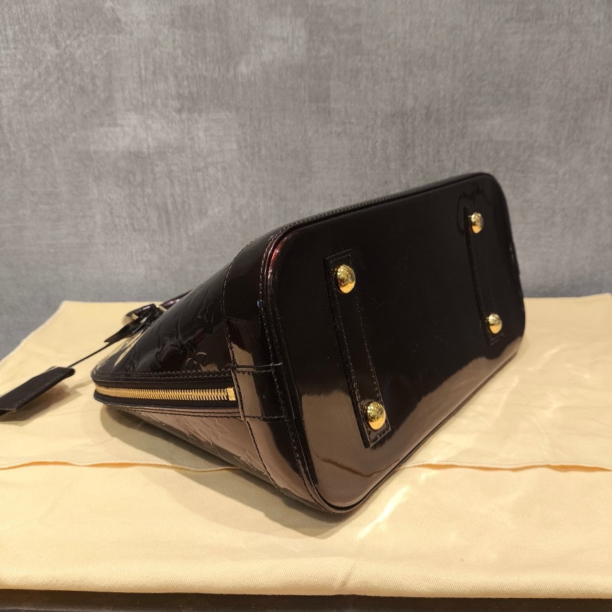 Louis Vuitton Alma Monogram Vernis Leather HandBag Burgundy 31x24x15cm