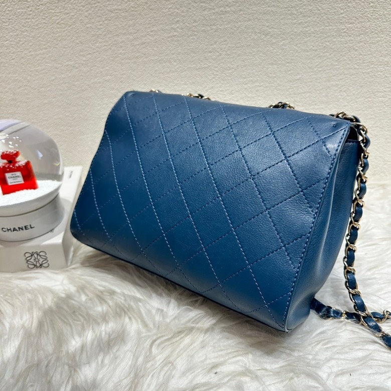 Chanel Saddle Handbag Bag - Ewore Bags