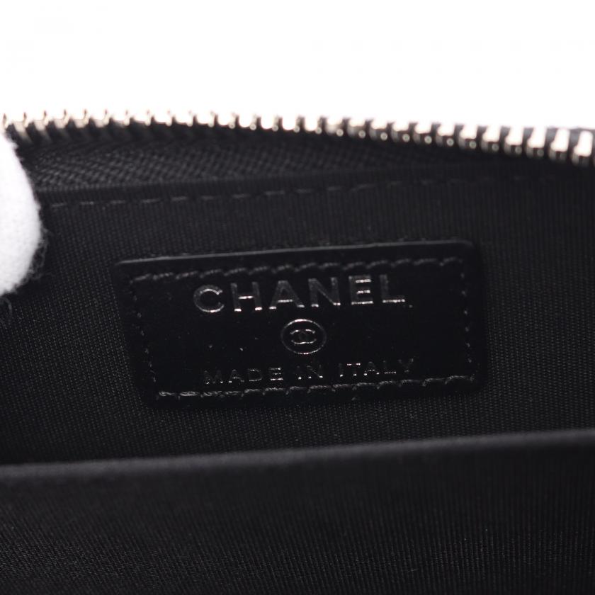 Chanel Brilliant Matelasse Round Fastener Coin Purse Patent Leather Black Silver Hardware 885994