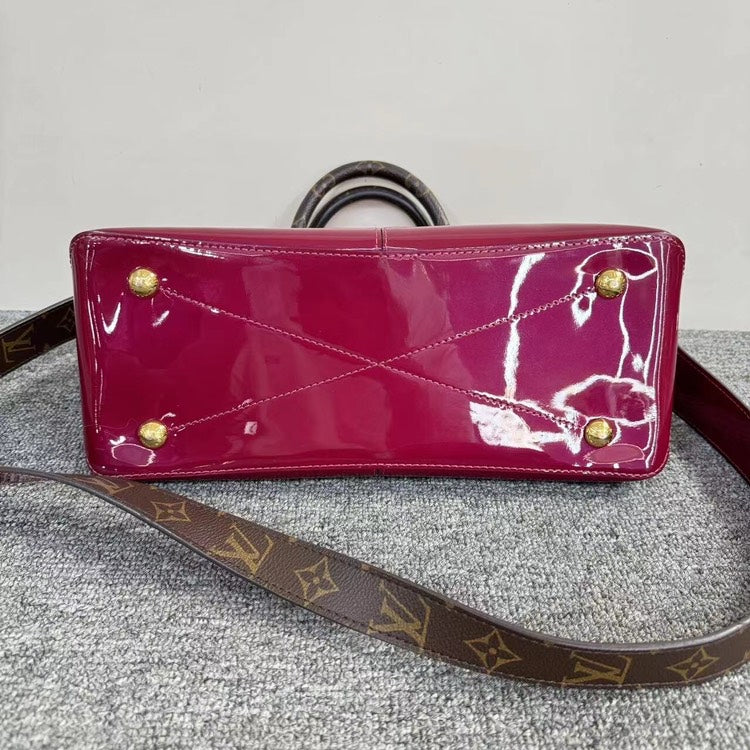 Louis Vuitton Alma PM Amarante Vernis Leather HandBag Medium