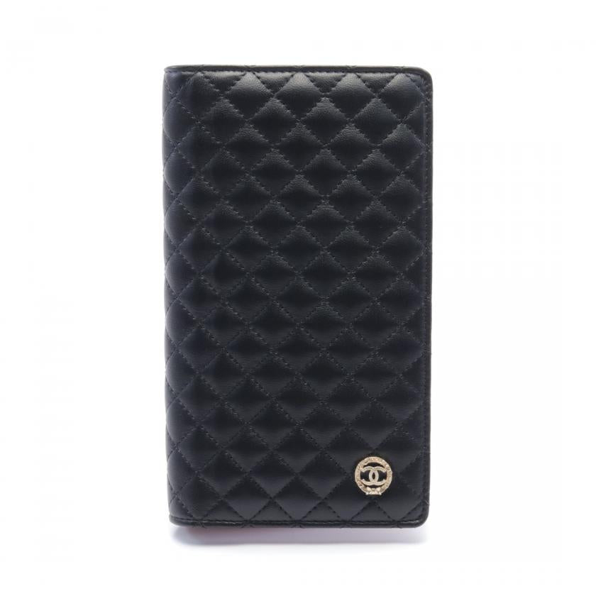 Chanel Matelassé Handbag Bag - Ewore Bags