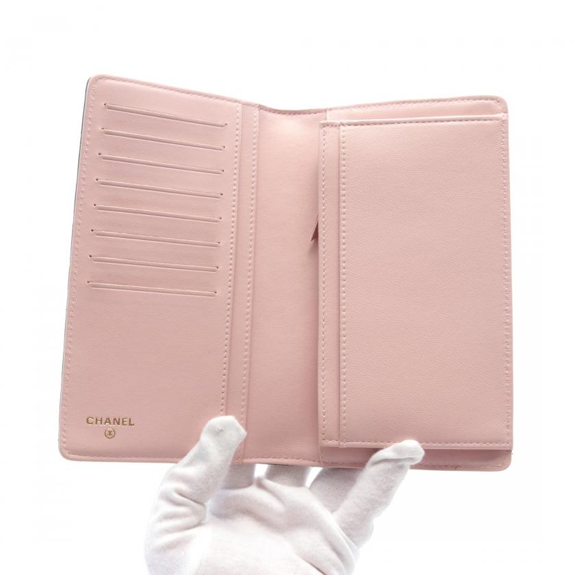 Chanel Matelassé Handbag Bag - Ewore Bags