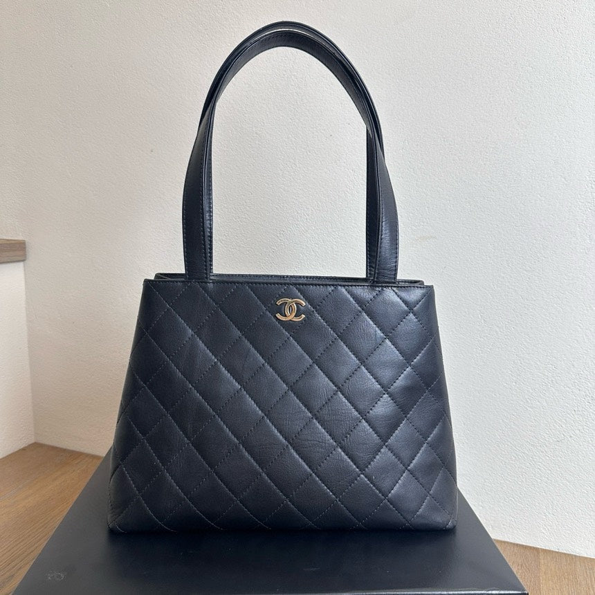 Chanel Kelly Handbag Bag - Ewore Bags