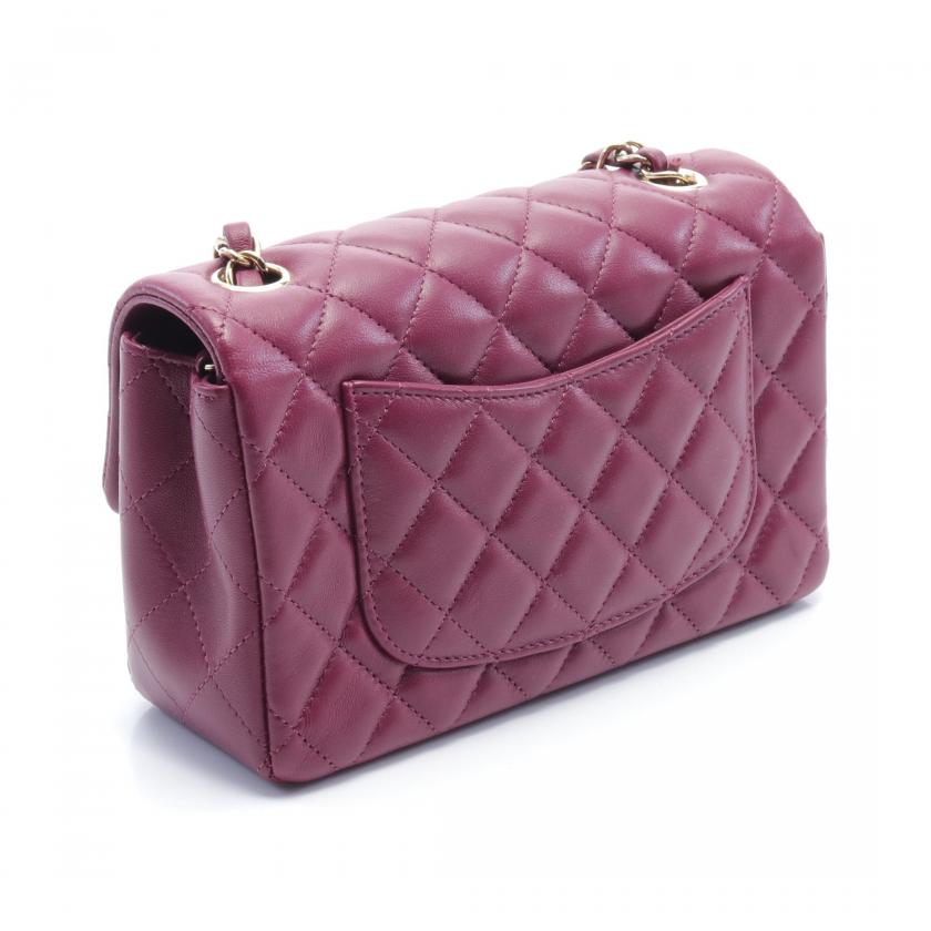 Chanel Matelassé Shoulder Bag - Ewore Bags