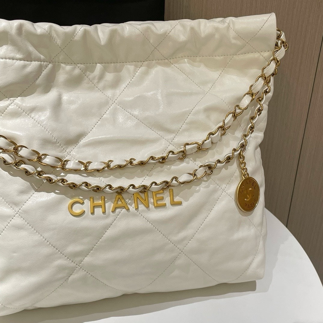 Chanel Shoulder Bag - Ewore Bags