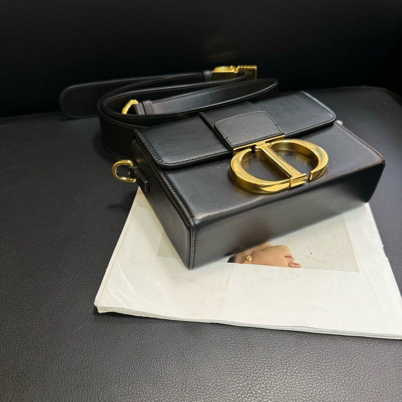 Dior Montagne Box Black Leather Bag 17.5x12x5cm