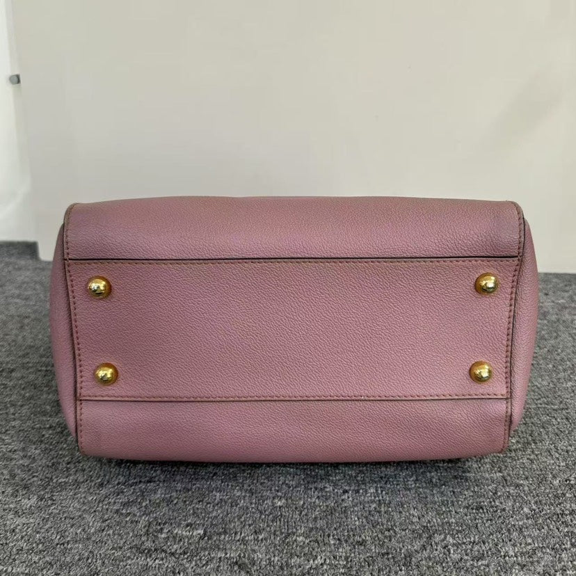 Luxury Burberry Belted Buckle Tote Pink Bag
