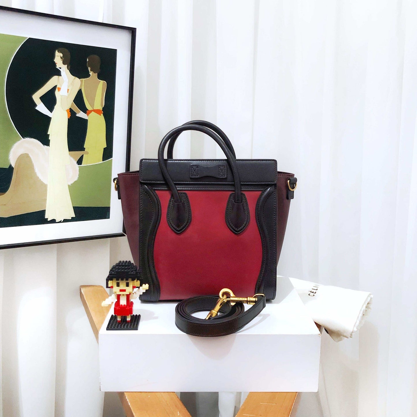 Luxury CELINE Nano Two-Way Bag Red and Black