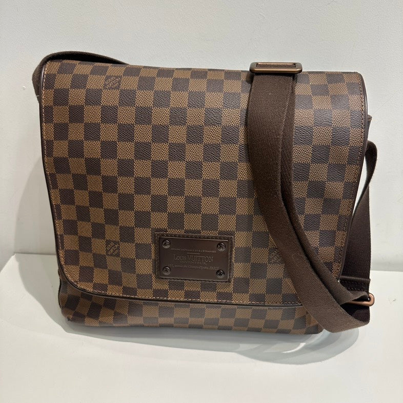 Louis Vuitton Damier Ebene Messenger Crossbody Bag - Brown