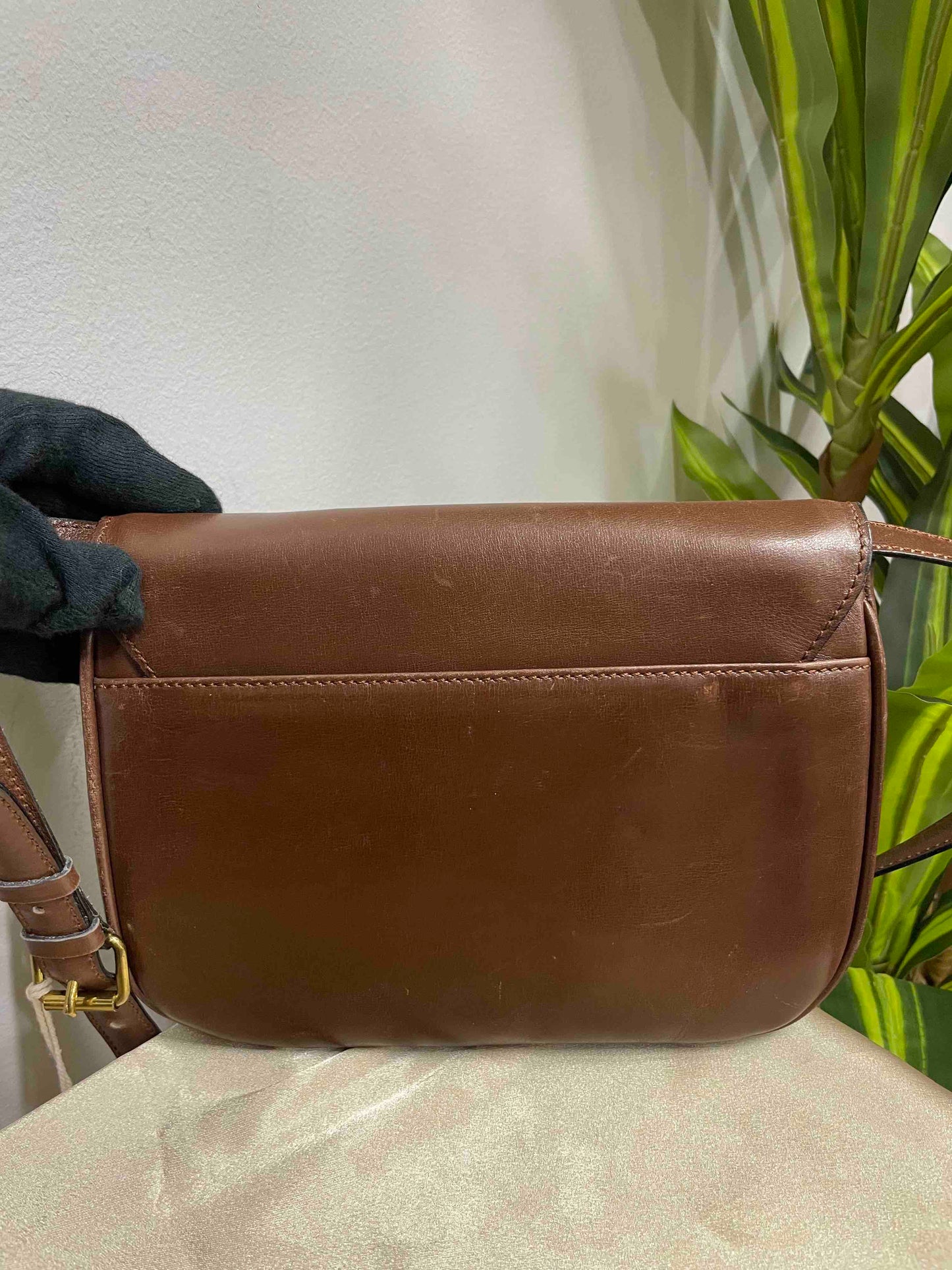 Luxury CELINE Vintage Shoulder Bag Brown Leather