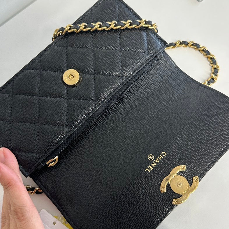 Chanel Shoulder Bag - Ewore Bags