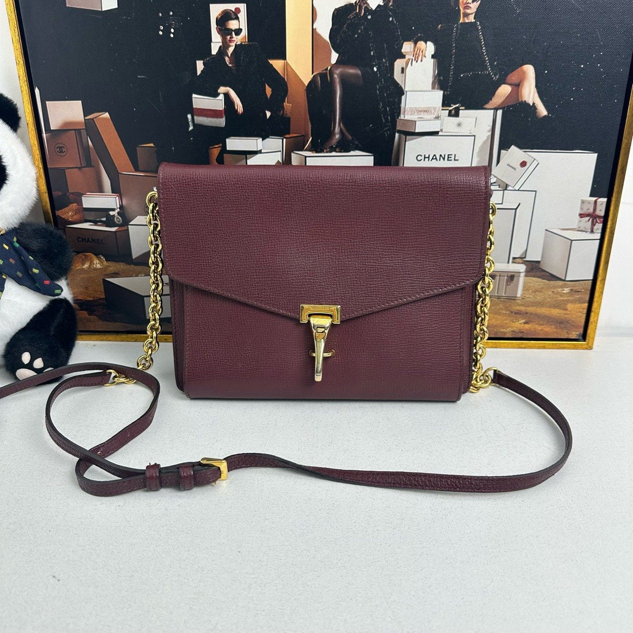 Luxury Burberry Vintage Burgundy Crossbody Bag -  Designer Handbag 12010222