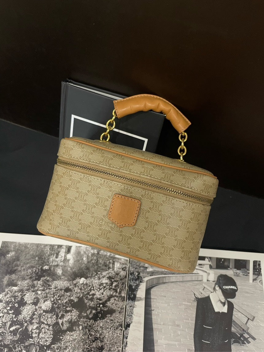 Luxury CELINE Monogram Case Milk Tea Color - Shoulder Bag