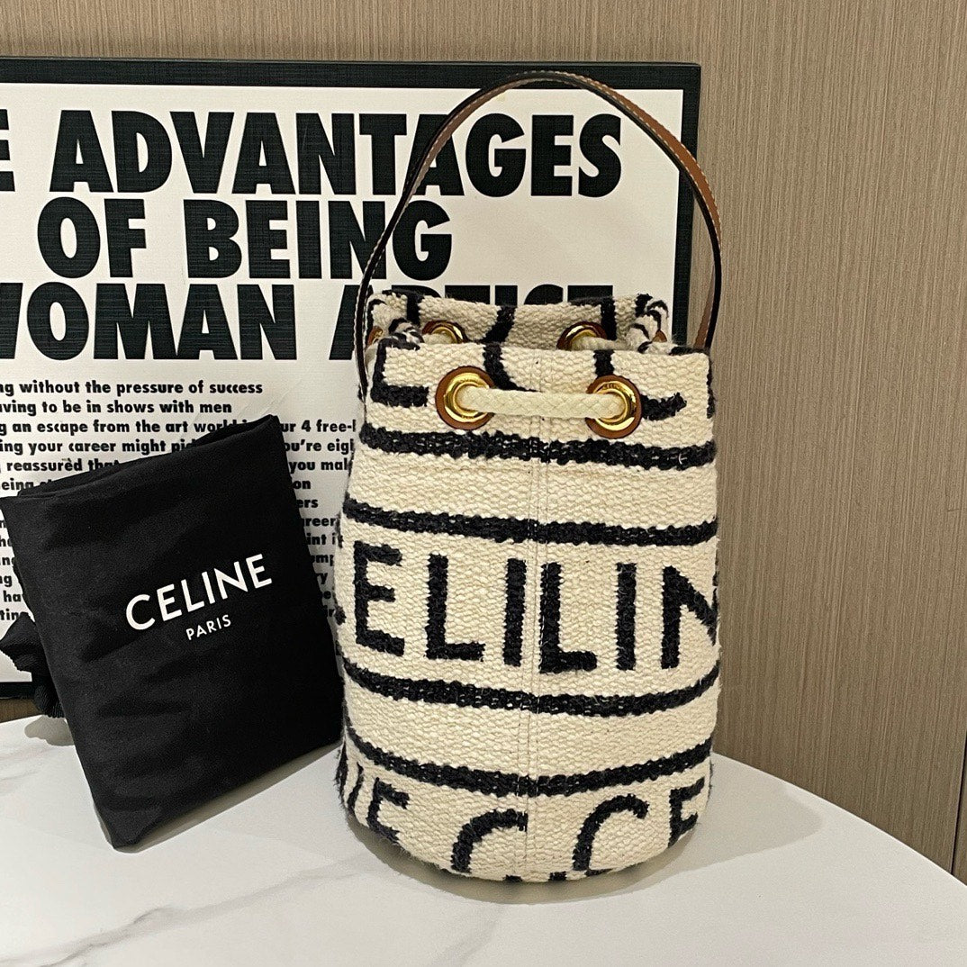 ?? Luxury CELINE Shearing Bucket Bag #13224