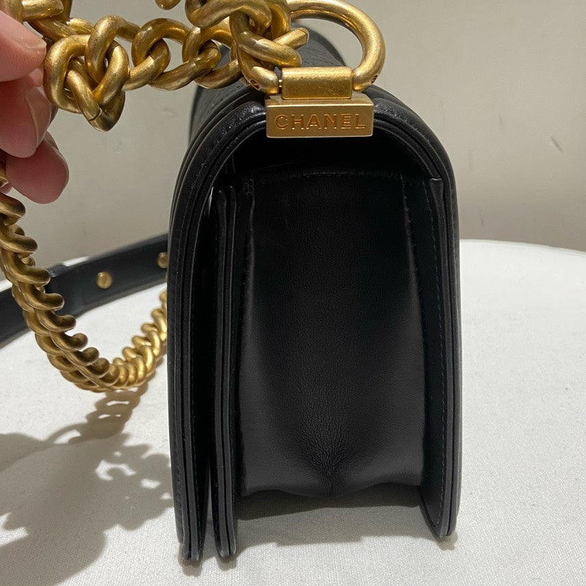 Chanel Boy Shoulder Bag - Ewore Bags