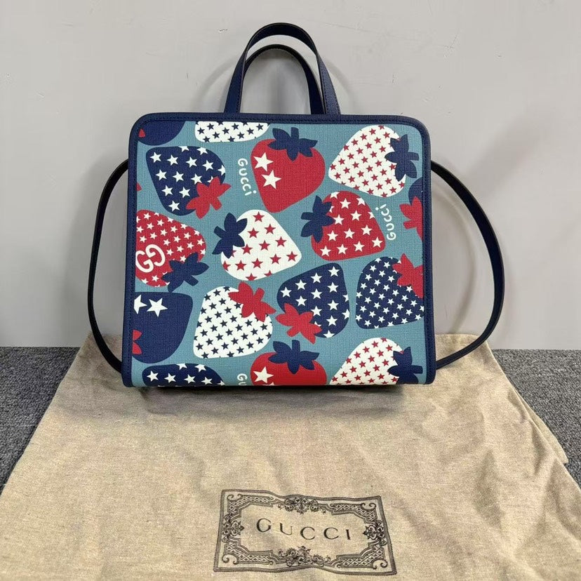 Gucci   MY2-14 Tote Bag - Blue Canvas, Strawberry Pattern