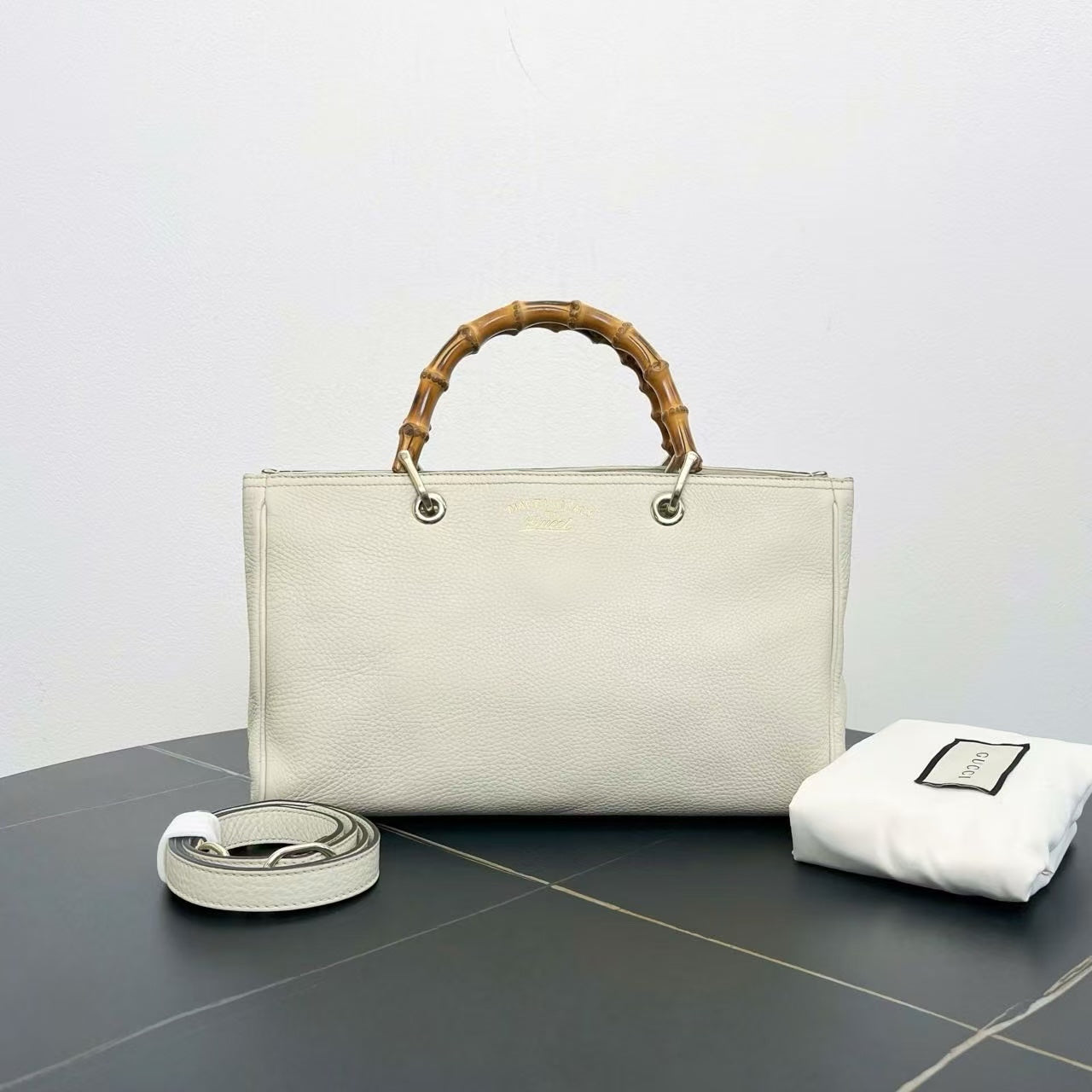 Gucci   Bamboo Two-Way Bag Off-White Top Handle