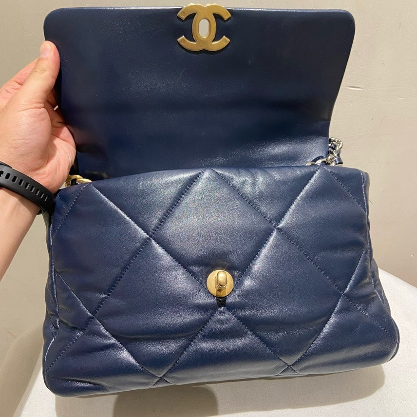 Chanel Shoulder Bag - Ewore Bags