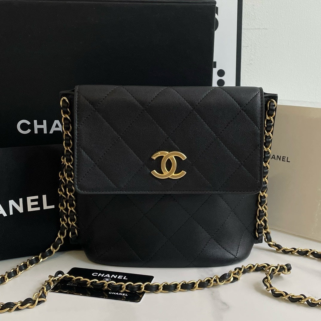 Chanel Shoulder Bag - Ewore Bags