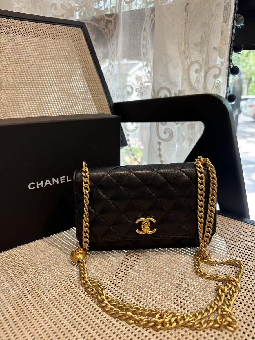 Chanel Shoulder Bag - Ewore Bags